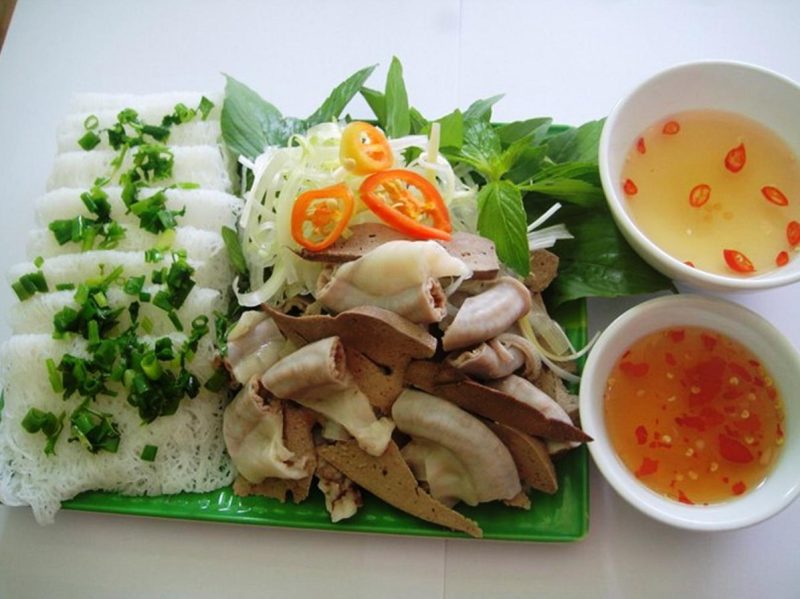 Bánh hỏi lòng heo Phú Yên