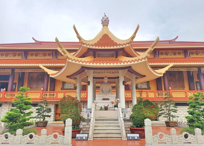 Thiền viện Trúc Lâm Chánh Giác - Vẻ đẹp cổ kính xen lẫn nét hiện đại