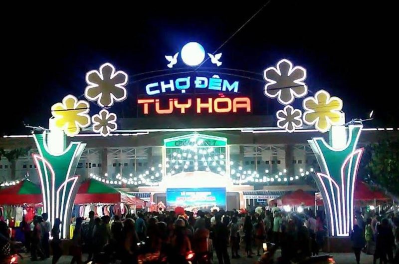 chợ đêm tuy hòa